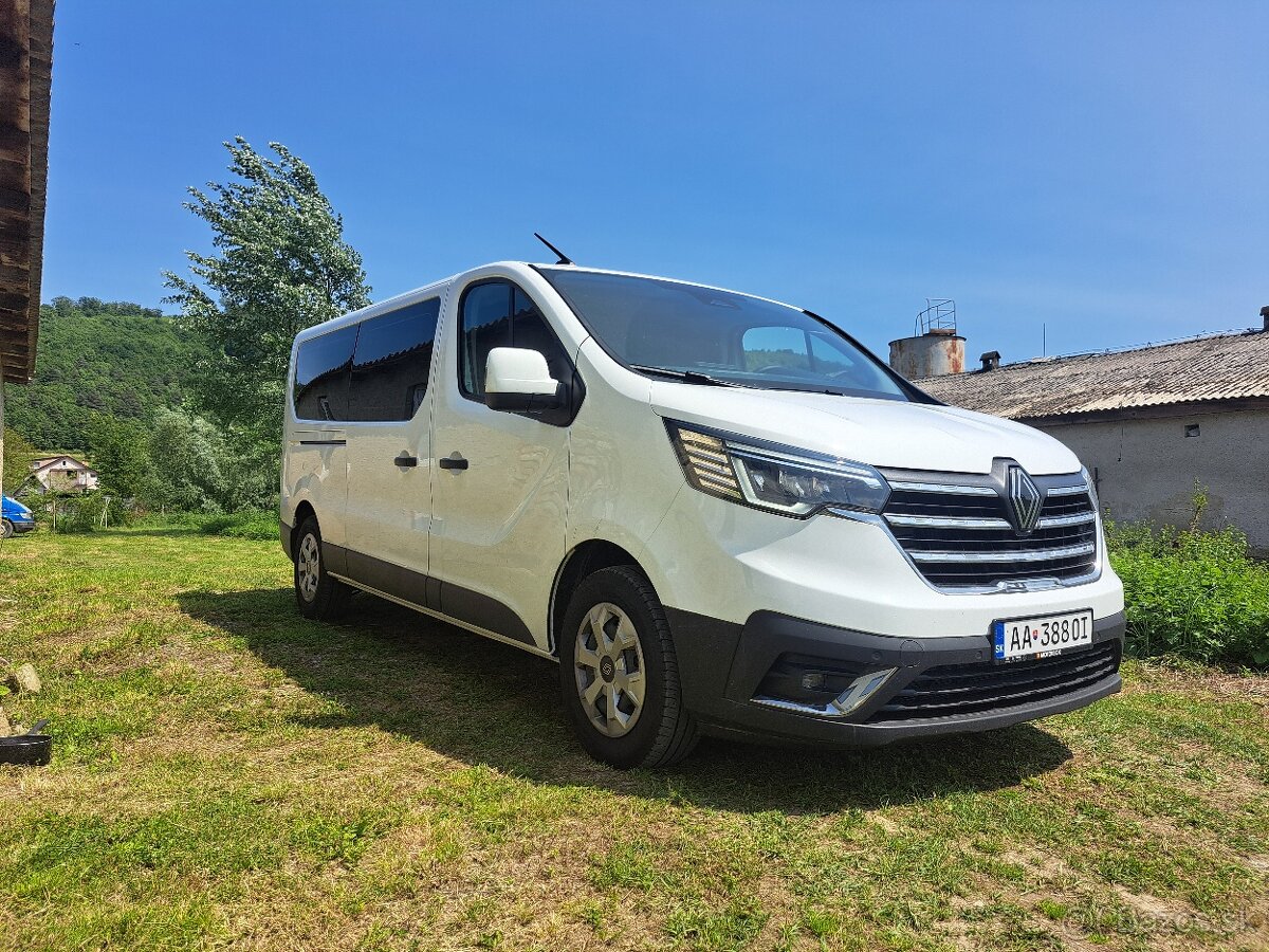 Renault Trafic 2025 - 9-miestne vozidlo na prenájom