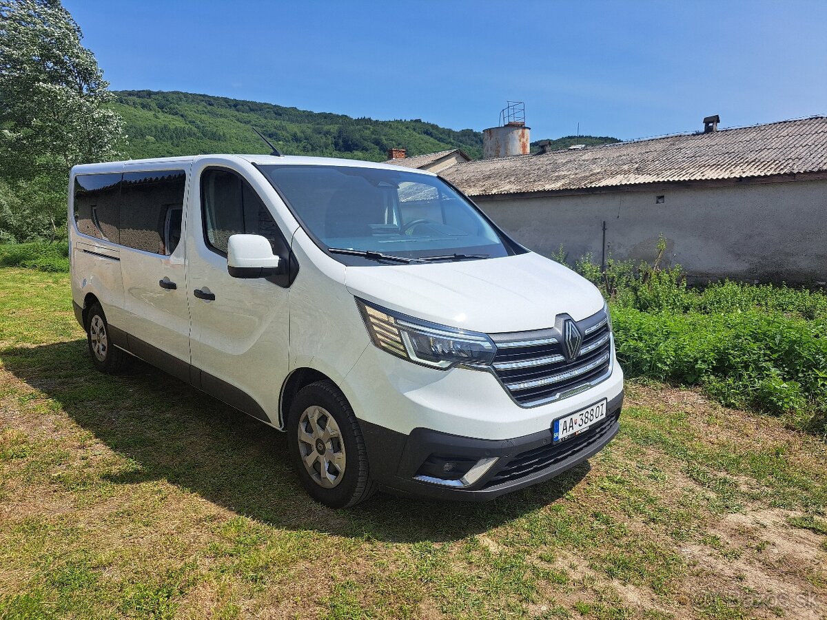 Renault Trafic 2025 - pohľad zboku